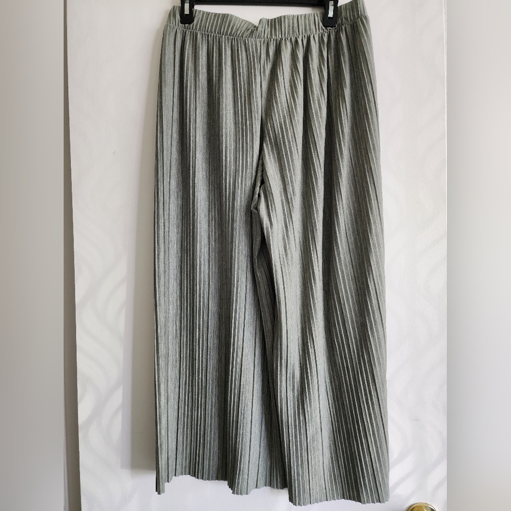 PURE JILL | Pleated Wide Leg Pants | Sage Green/Gray | Medium - Picture 2 of 8